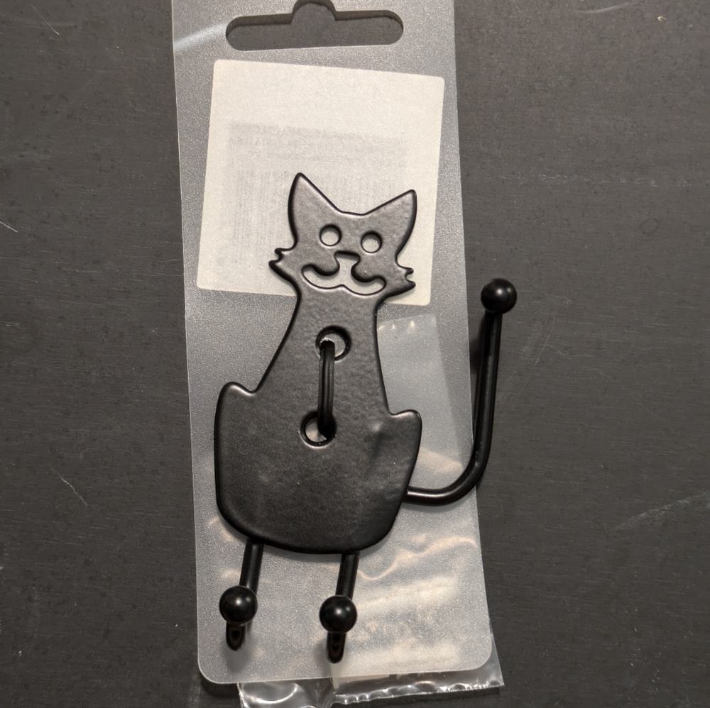 Cat wall hook